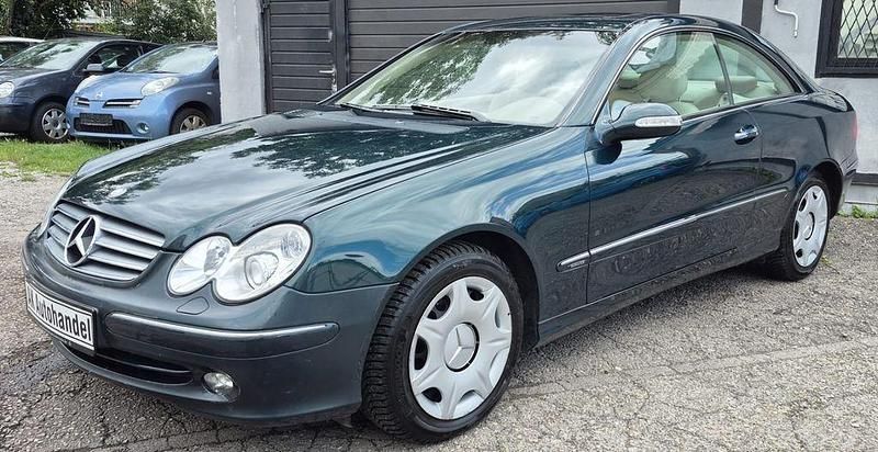 Grün Gebraucht 2003 Mercedes CLK200 Coupé | 8.990 € (Etwas zu teuer) - Bild 1/4
