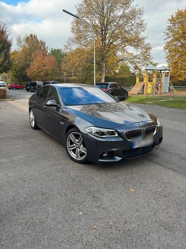 Grau Gebraucht 2016 BMW 535 M Sport Limousine | 24.490 € - Bild 1/4