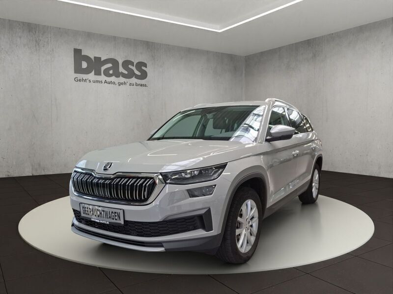 Stahlgrau Gebraucht 2024 Skoda Kodiaq Style SUV | 41.400 € (Superpreis) - Bild 1/4