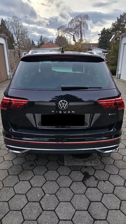 Usata VW Tiguan Elegance 150 CV (110 kW) 2021 Nero SUV