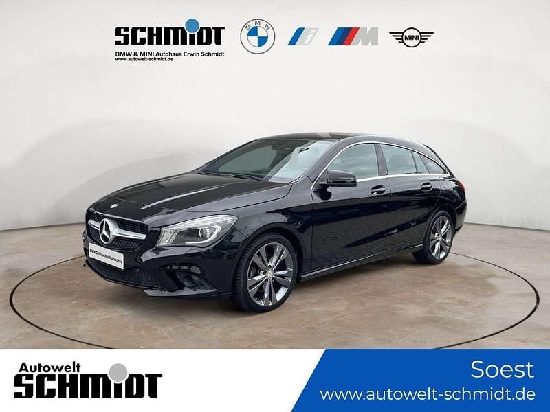 Nachtschwarz uni Gebraucht 2016 Mercedes CLA180 Shooting Brake Urban Kombi | 15.890 € (Guter Preis) - Bild 1/4
