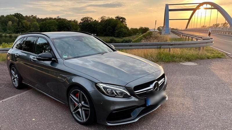 Grau Gebraucht 2017 Mercedes C63S AMG AMG Kombi | 44.900 € (Guter Preis) - Bild 1/4
