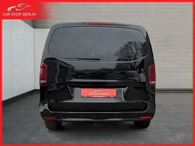 Gebraucht Mercedes V220 Edition 163 PS (119 kW) 2023 Schwarz Van / Kleinbus