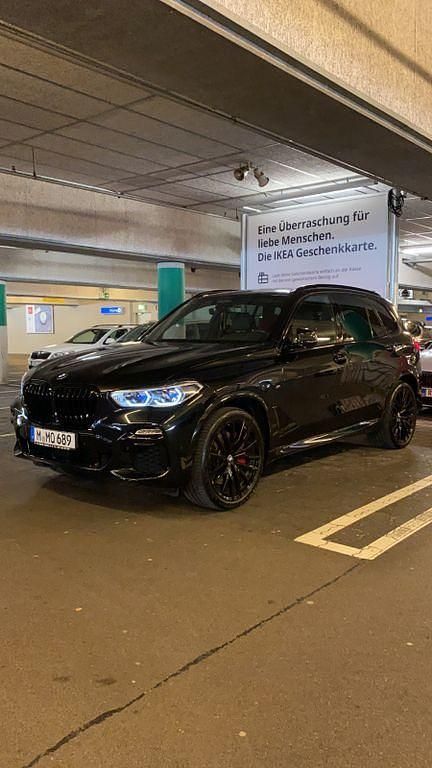 Schwarz Gebraucht 2020 BMW X5 M50 Performance SUV | 57.300 € (Fairer Preis) - Bild 1/4