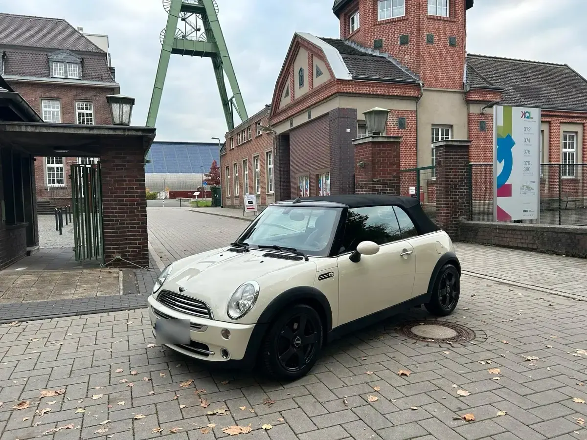 Gebraucht Mini Cooper Cabriolet Pepper 116 PS (85 kW) 2006 Beige Cabrio