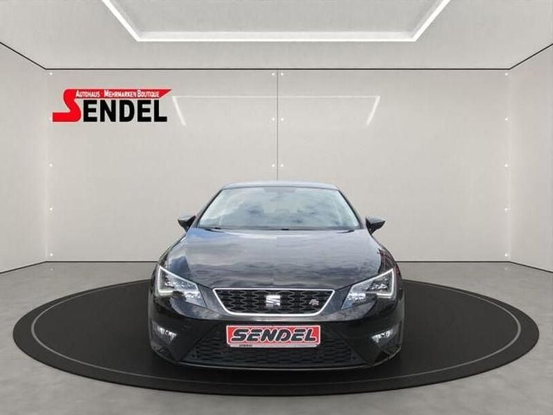 Second-hand Seat Leon FR 150 CP (110 kW) 2016 Negru Berlinǎ