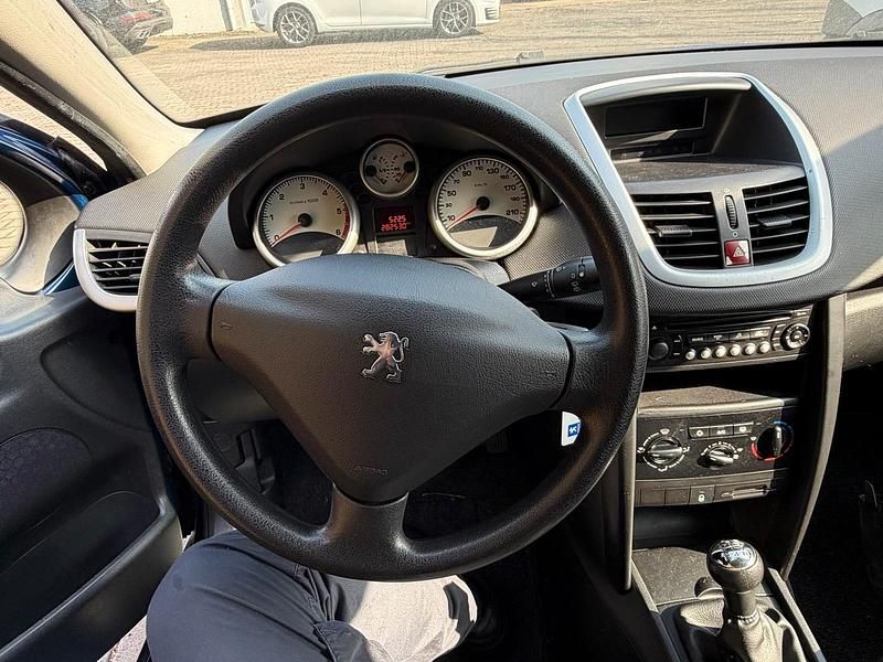 Gebraucht Peugeot 207 122 PS (89 kW) 2008 Blau Limousine