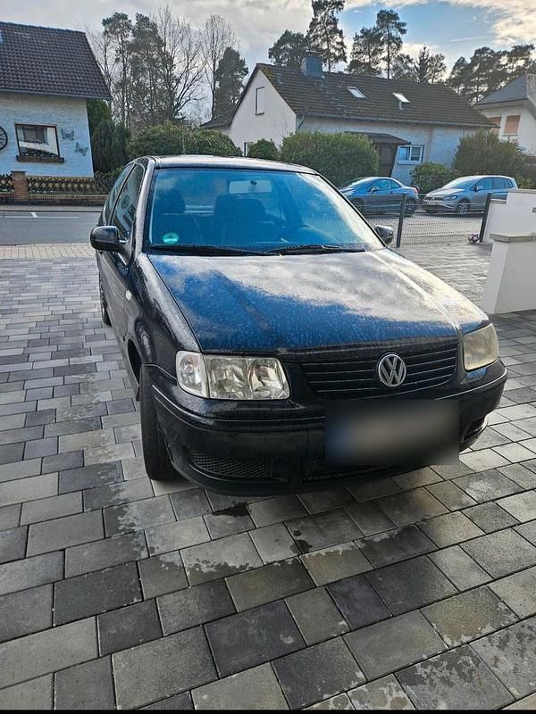 Gebraucht VW Polo 60 PS (44 kW) 2001 Schwarz Kleinwagen