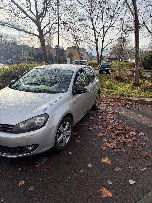 Schwarz Gebraucht 2012 VW Golf VII Style Kombi | 5.000 € (Guter Preis) - Bild 1/4