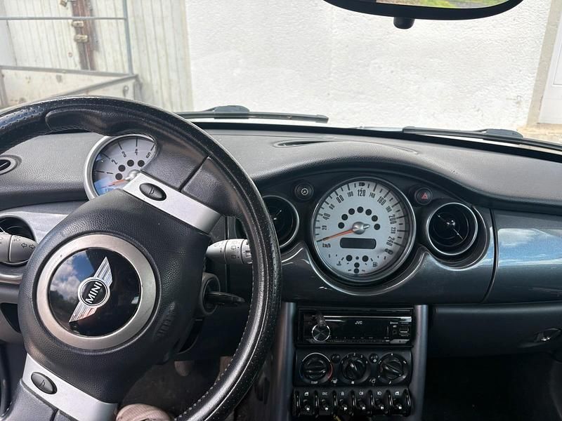 Second-hand Mini Cooper 116 CP (85 kW) 2004 Verde Hatchback