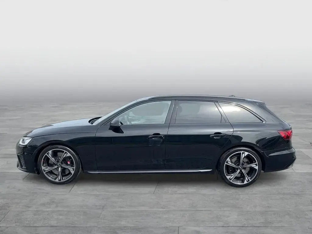 Gebraucht Audi S4 Ambiente 341 PS (250 kW) 2023 Mythosschwarz Kombi