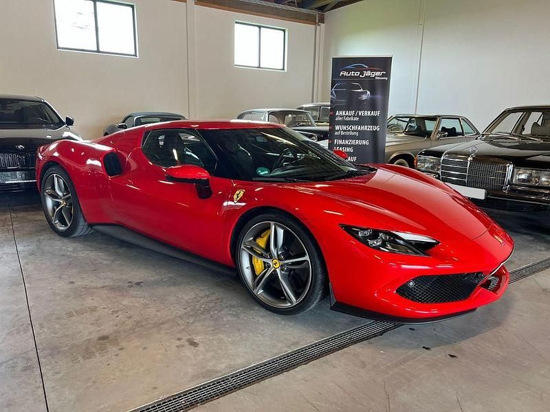 Gebraucht Ferrari 296 829 PS (609 kW) 2022 Rot