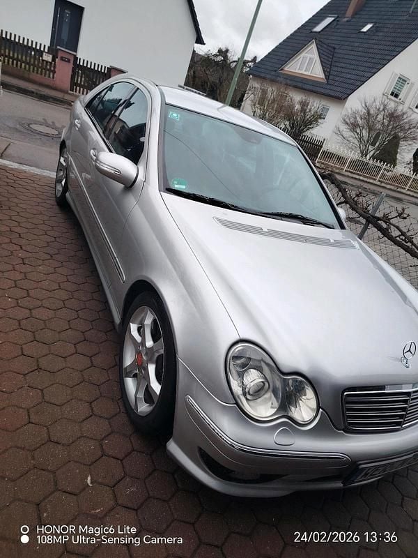 Gebraucht Mercedes C270 Sport 170 PS (125 kW) 2003 Silber Limousine