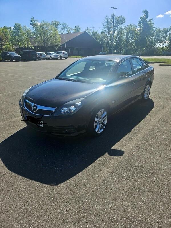 Schwarz Gebraucht 2007 Opel Vectra Limousine | 1.850 € (Fairer Preis) - Bild 1/4