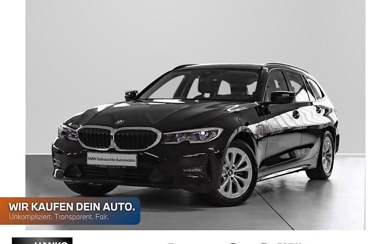 Gebraucht BMW 320e Advantage 204 PS (150 kW) 2022 Schwarz Kombi