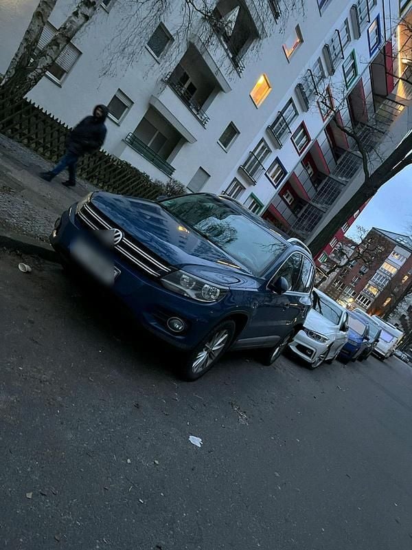 Blau Gebraucht 2012 VW Tiguan SUV | 7.500 € (Fairer Preis) - Bild 1/4