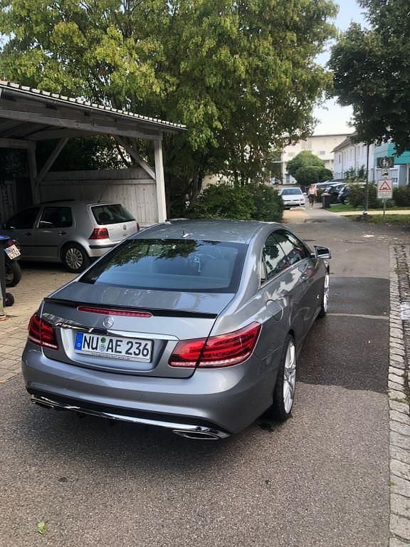 Silber Gebraucht 2013 Mercedes E250 Coupé | 18.000 € (Fairer Preis) - Bild 1/4