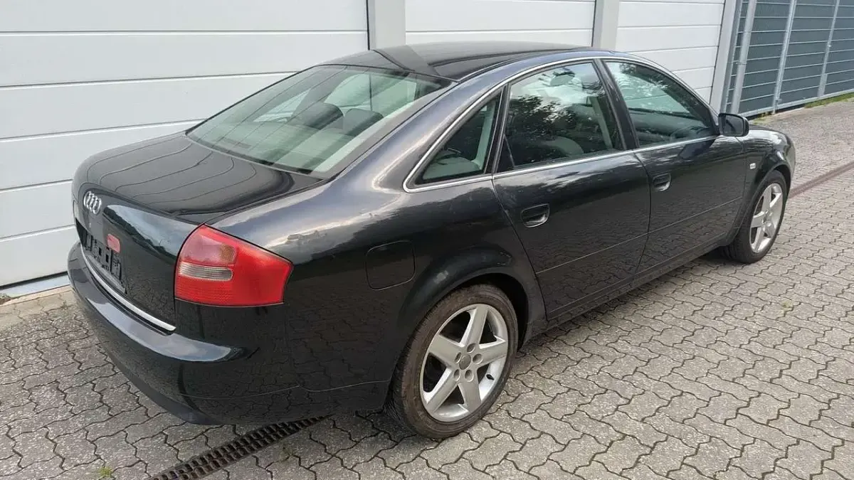 Gebraucht Audi A6 Performance 150 PS (110 kW) 2003 Schwarz Limousine