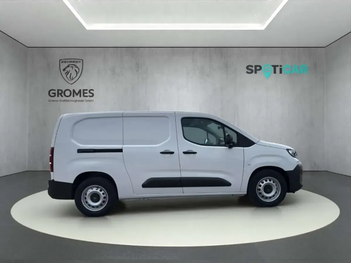 Neu Peugeot E-Partner Premium 100 kW (136 PS) 2025 Weiß Van / Kleinbus