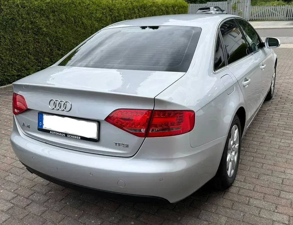Gebraucht Audi A4 S-Line 160 PS (117 kW) 2010 Silber Limousine