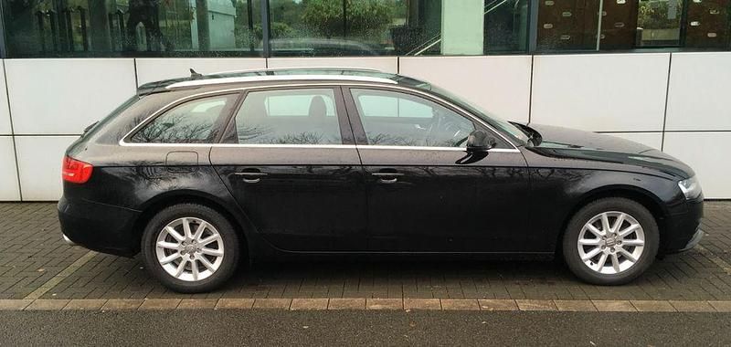 Gebraucht Audi A4 Ambition 170 PS (125 kW) 2014 Schwarz Kombi