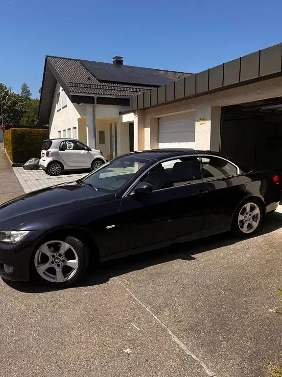 Gebraucht BMW 320 Cabriolet 170 PS (125 kW) 2009 Blau Cabrio