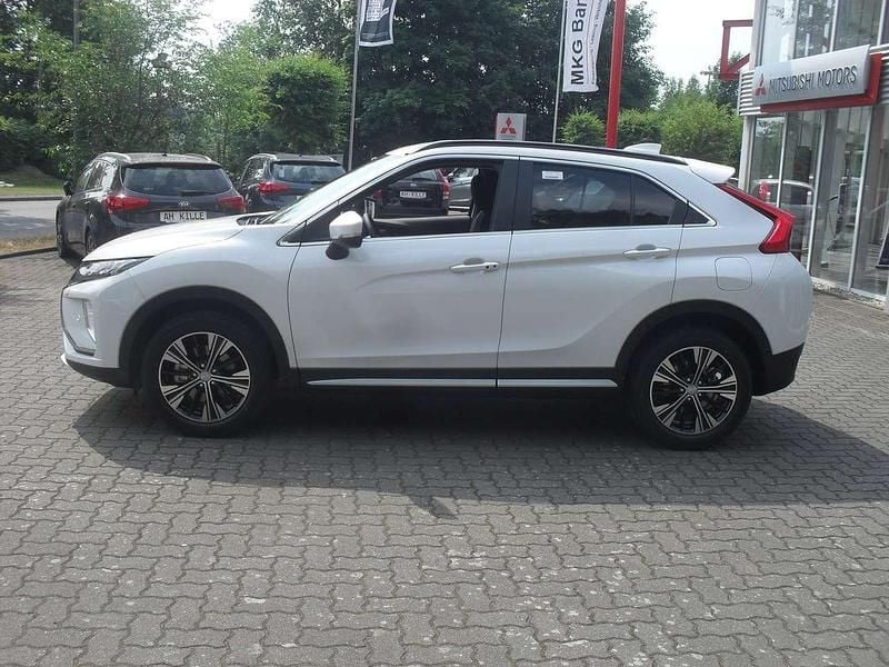 Gebraucht Mitsubishi Eclipse Cross Active 163 PS (119 kW) 2019 Perlmuttweiß SUV