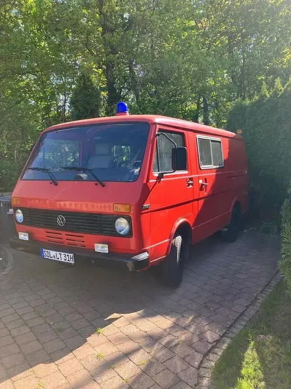 Brugt VW LT 75 HK (55 kW) 1985 Rød MPV