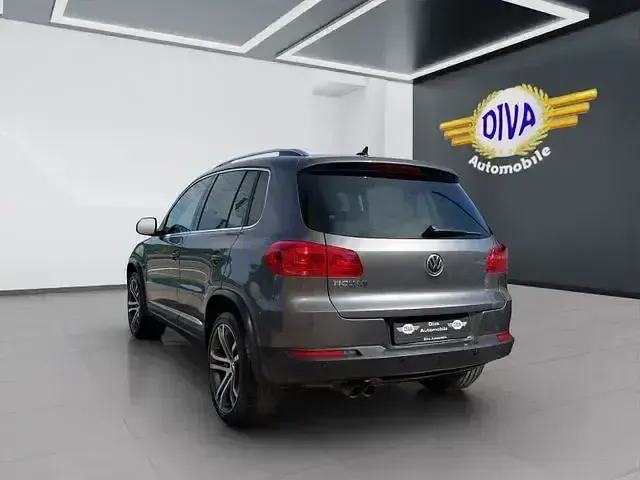 Gebraucht VW Tiguan Cup 160 PS (117 kW) 2014 Grau SUV