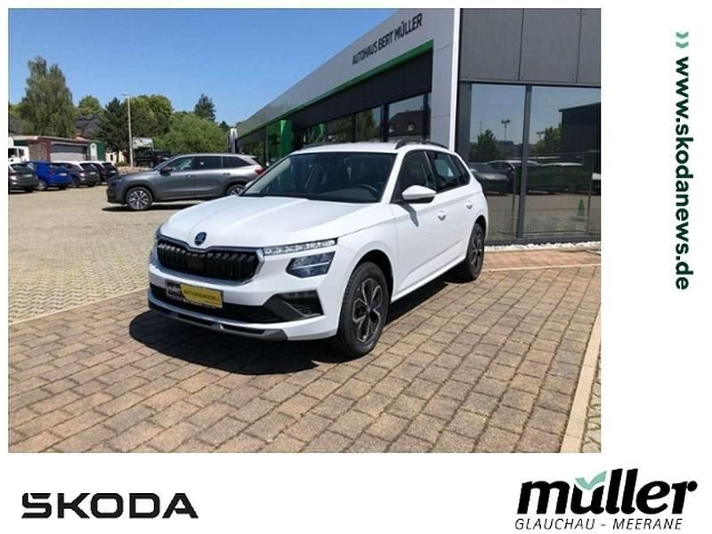Weiß (moonweiß perleffekt) Neu 2025 Skoda Kamiq SUV | 23.990 € (Fairer Preis) - Bild 1/4