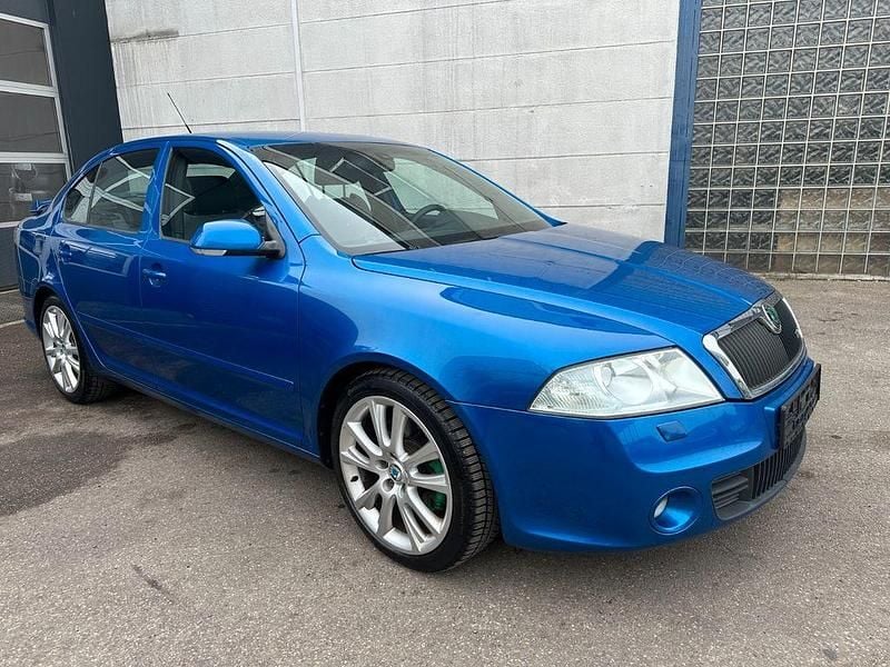 Blau Gebraucht 2006 Skoda Octavia RS Limousine | 5.678 € (Etwas zu teuer) - Bild 1/4