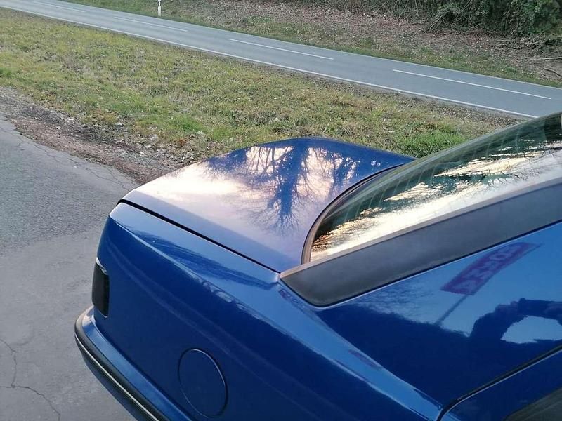 Gebraucht Ford Sierra 116 PS (85 kW) 1992 Dunkelblau Limousine