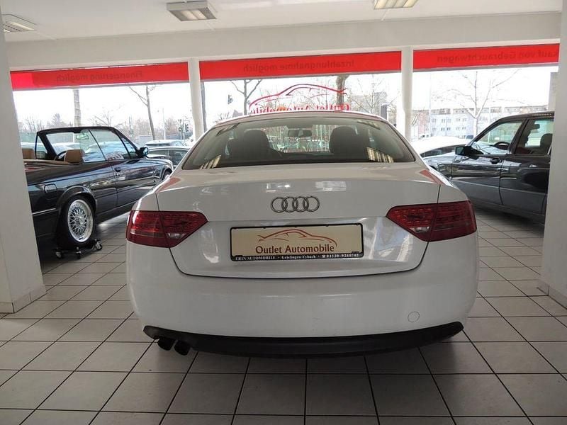 Second-hand Audi Coupé 160 CP (117 kW) 2012 Alb Coupe