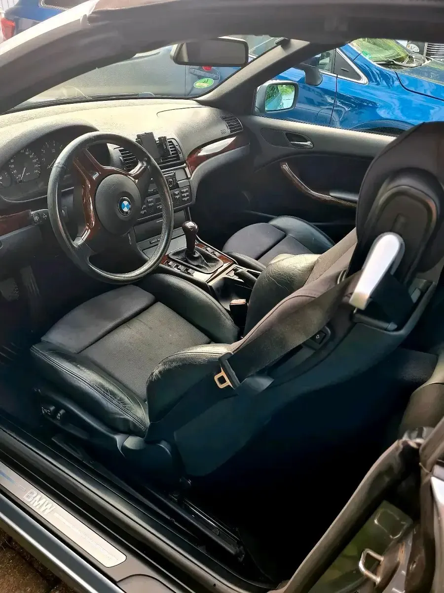 Gebraucht BMW 318 Cabriolet 143 PS (105 kW) 2004 Grau Cabrio