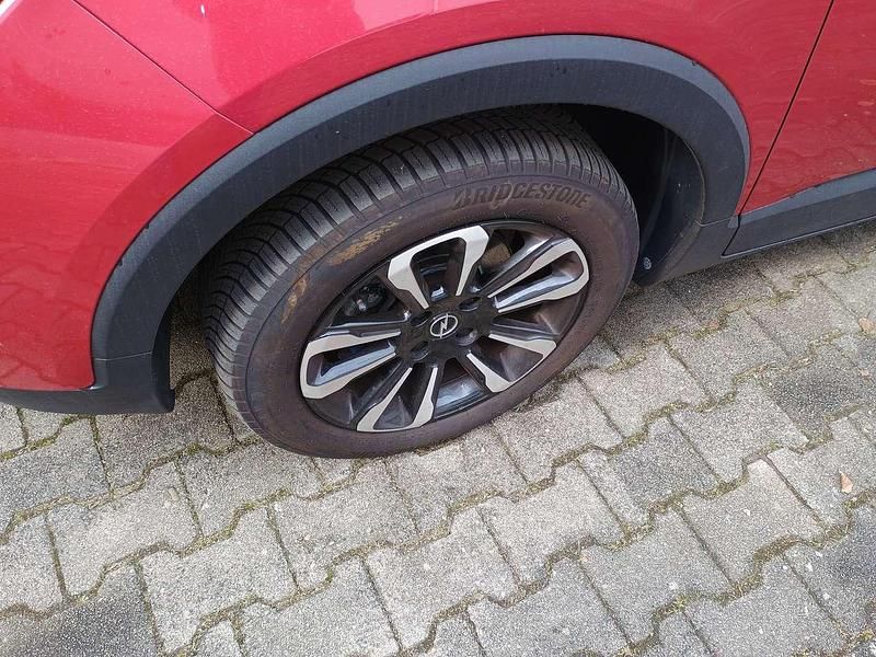 Gebraucht Opel Crossland X Elegance 131 PS (96 kW) 2024 Peperoncino SUV