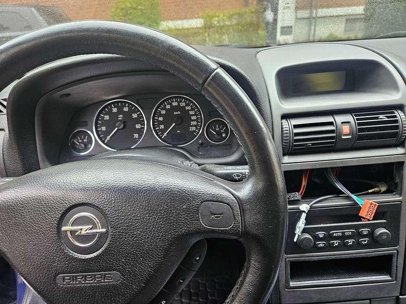 Gebraucht Opel Astra 125 PS (91 kW) 2004 Blau Kombi