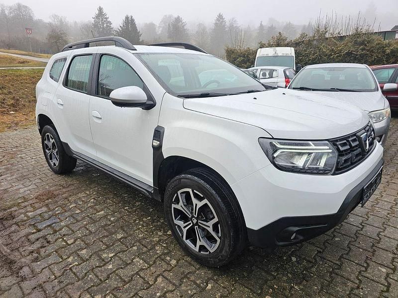 Gebraucht Dacia Duster 150 PS (110 kW) 2022 Weiß SUV