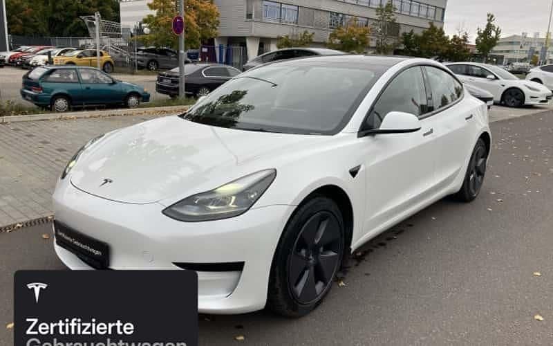 Weiß Gebraucht 2021 Tesla Model 3 RWD Limousine | 26.500 € (Fairer Preis) - Bild 1/4