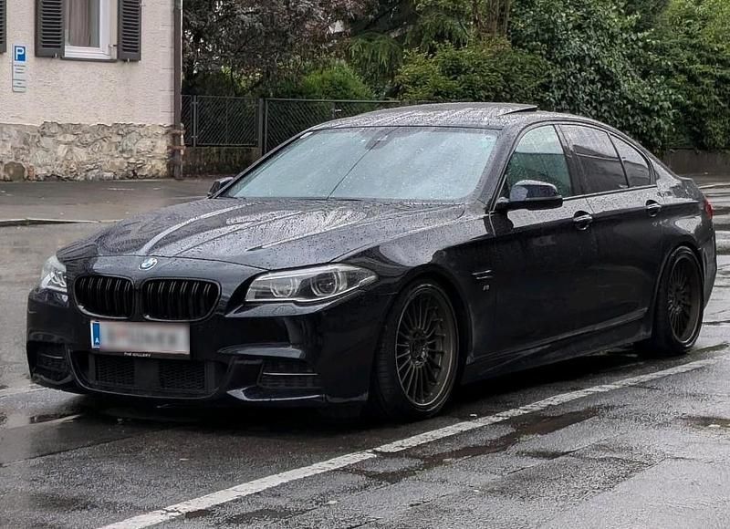 Schwarz Gebraucht 2016 BMW 530 Comfort Edition Limousine | 20.000 € (Teuer) - Bild 1/4