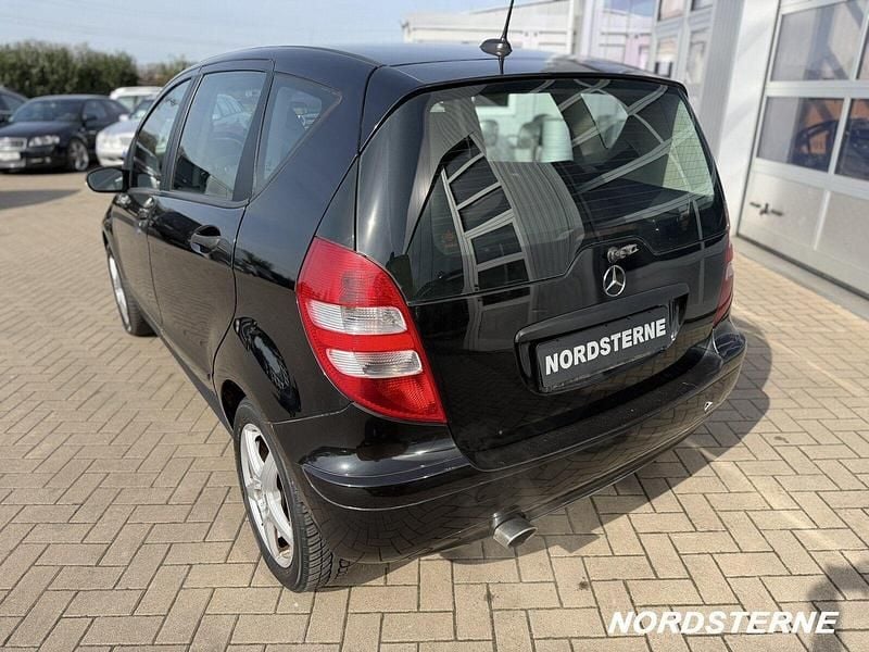 Gebraucht Mercedes A150 95 PS (69 kW) 2004 Schwarz Kleinwagen