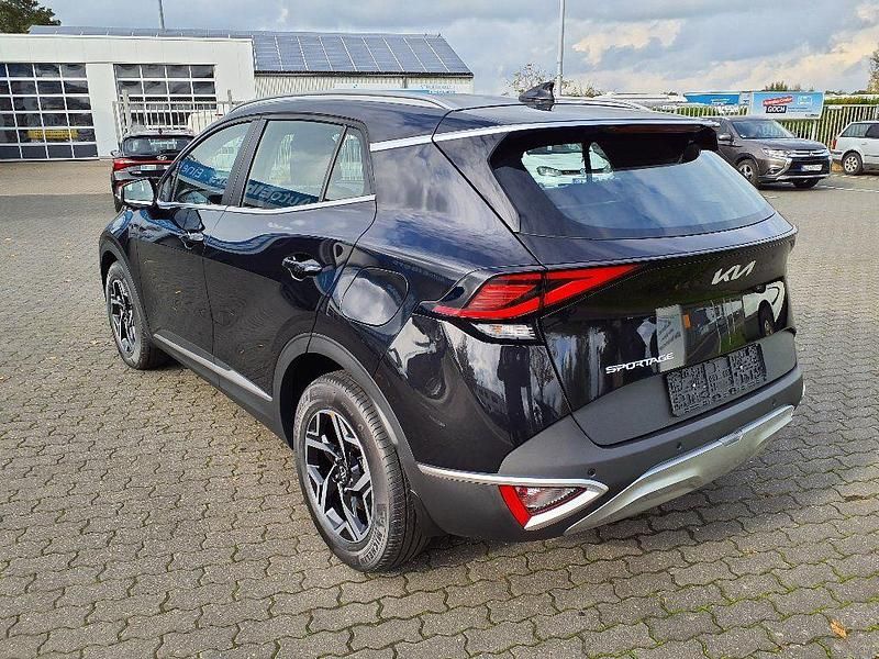 Neu Kia Sportage Urban 160 PS (117 kW) 2025 Schwarz SUV