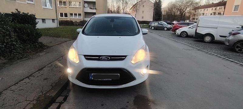 Weiß Gebraucht 2011 Ford C-MAX Van / Kleinbus | 3.699 € (Fairer Preis) - Bild 1/4