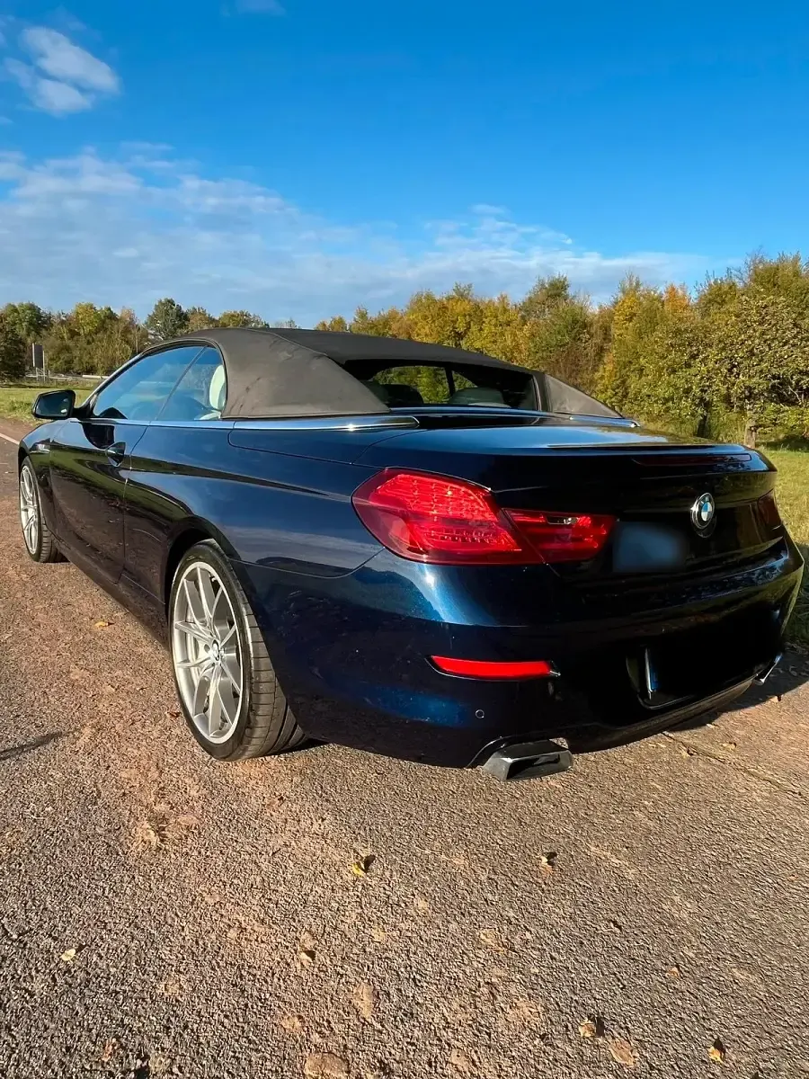 Gebraucht BMW 650 Cabriolet Sport Line 449 PS (330 kW) 2014 Blau Cabrio