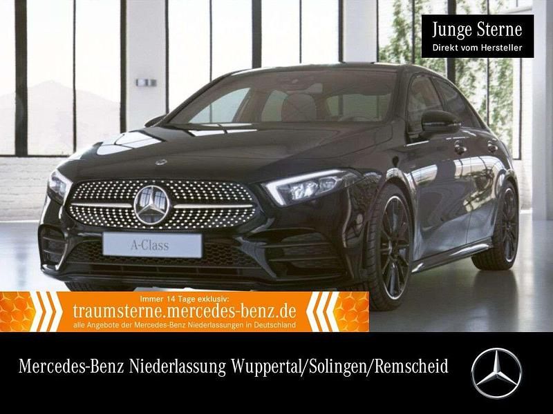 Schwarz Gebraucht 2020 Mercedes A250 AMG Limousine | 26.490 € (Fairer Preis) - Bild 1/3