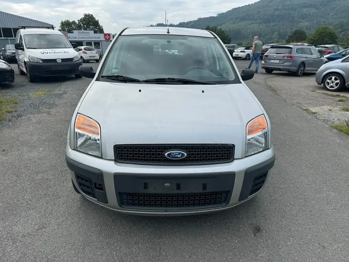 Gebraucht Ford Fusion 101 PS (74 kW) 2006 Silber Kleinwagen