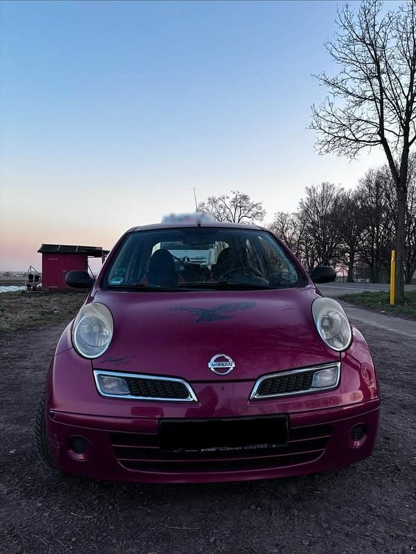 Gebraucht Nissan Micra 65 PS (47 kW) 2009 Rot Limousine