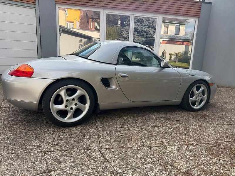 Gebraucht Porsche 986 Boxster 204 PS (150 kW) 1997 Silber Cabrio
