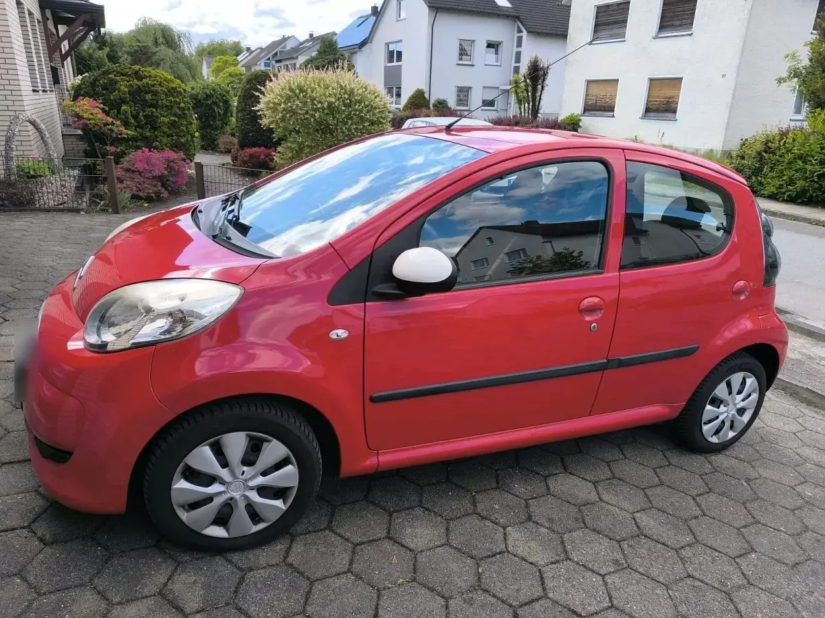 Gebraucht Citroën C1 68 PS (50 kW) 2010 Rot Kleinwagen