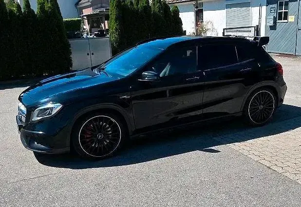 Gebraucht Mercedes GLA45 AMG AMG 381 PS (280 kW) 2019 Schwarz SUV