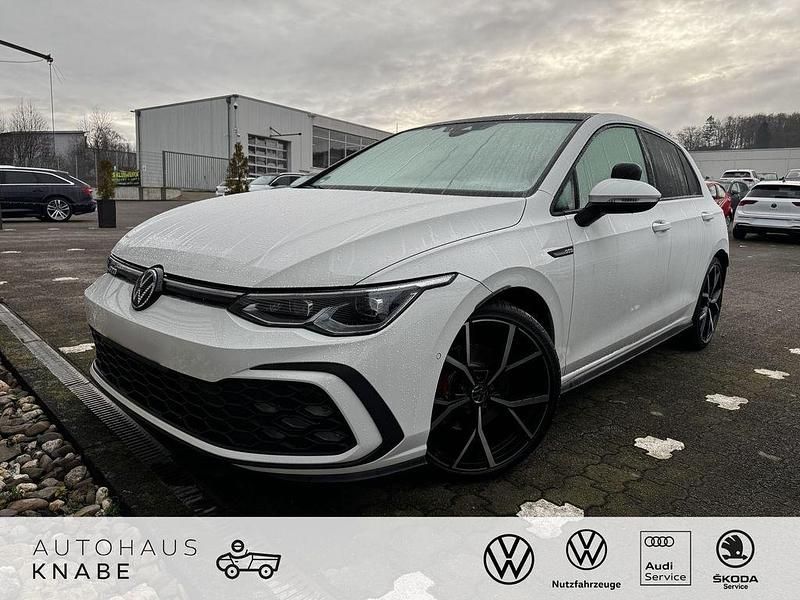 Außenfarbe: Gebraucht 2022 VW Golf GTD Limousine | 26.420 € (Etwas zu teuer) - Bild 1/2